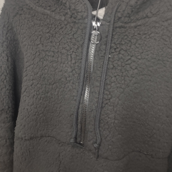 Victoria's Secret PINK Sherpa Hooded Pullover - Picture 8 of 16